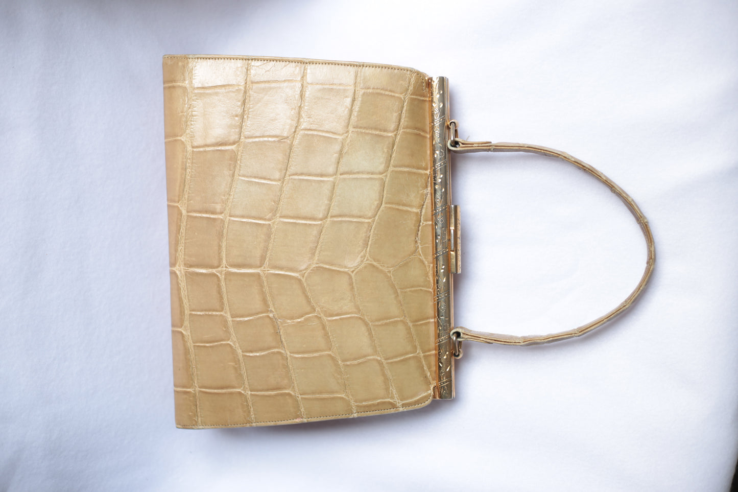 CUTE HONGKONG CHINESE BAG POV